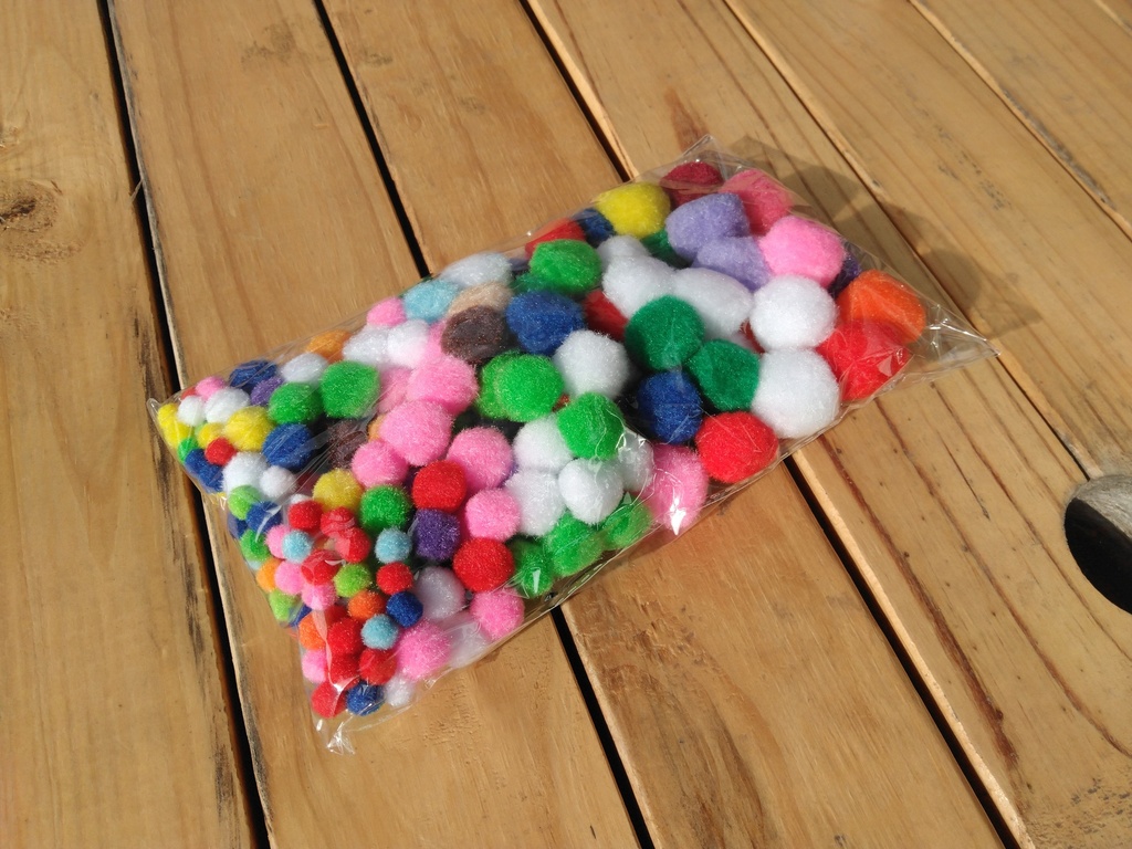 Pom Poms - Assorted 200 pack